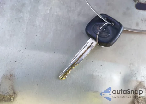 2003 Toyota Corolla Ce z USA, uszkodzony, nr VIN JTDBR32E630022176